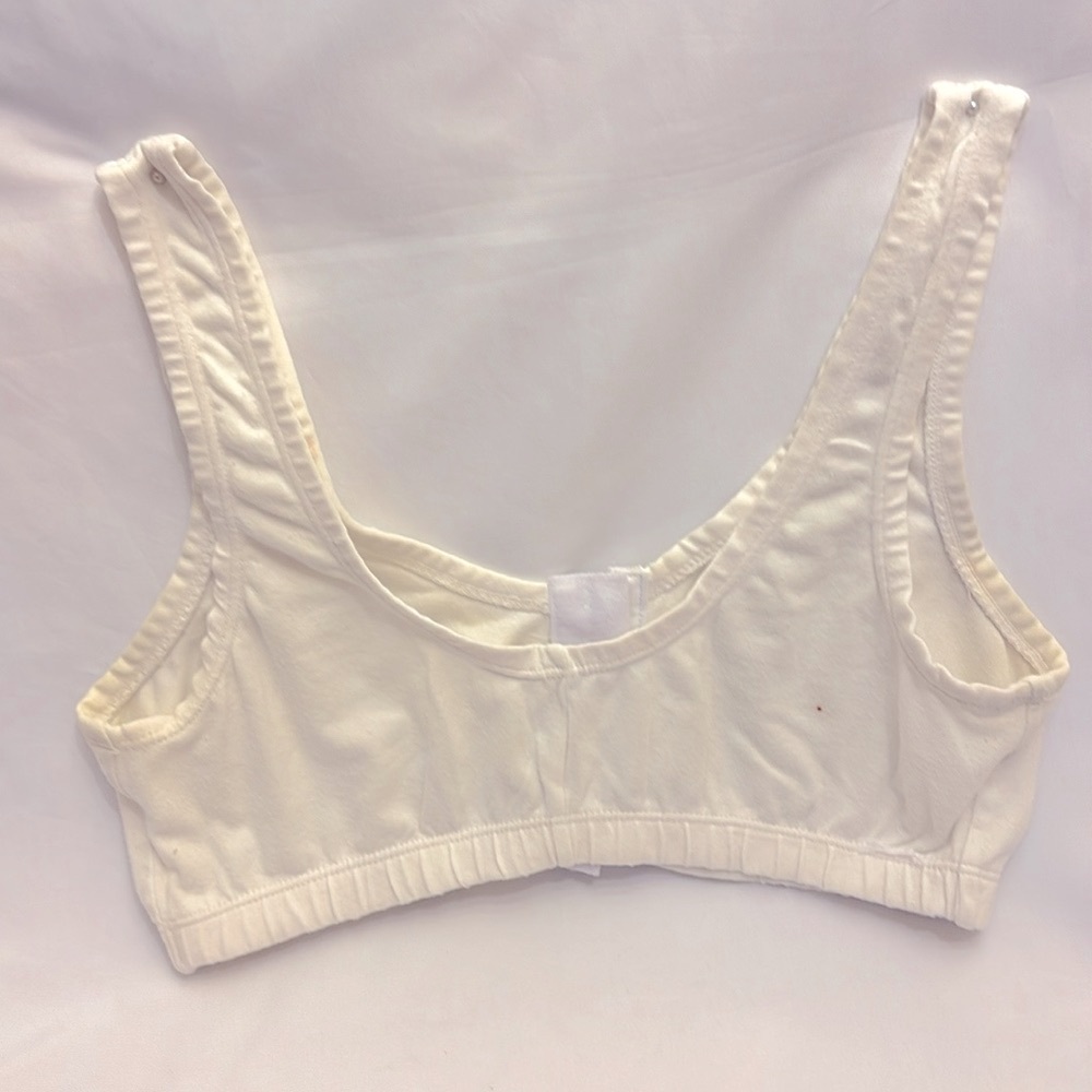 Gently Worn POST-OP #8 White Size 36 Bra - Picture 3 of 6